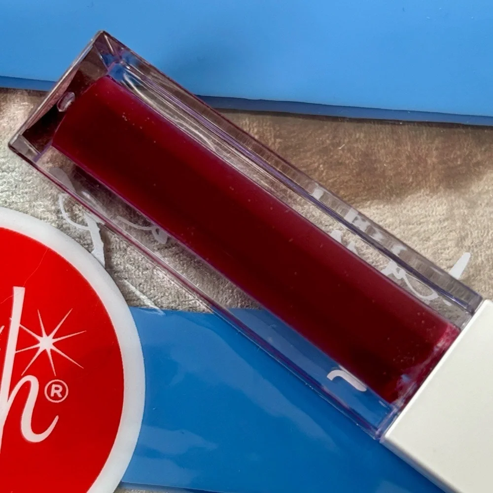 Brand New Lipstick Lip Gloss Bundle Sephora 96 RED VELVET Sally Hansen JOAH Bag